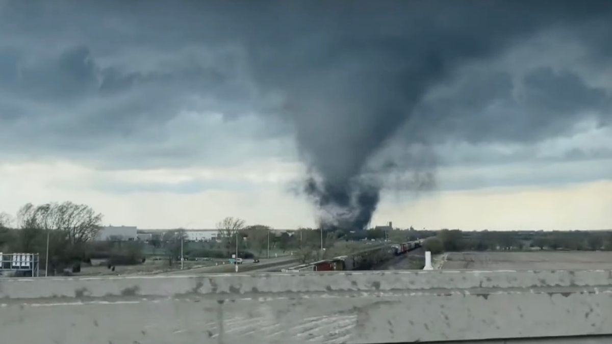 Nebraska tornado news